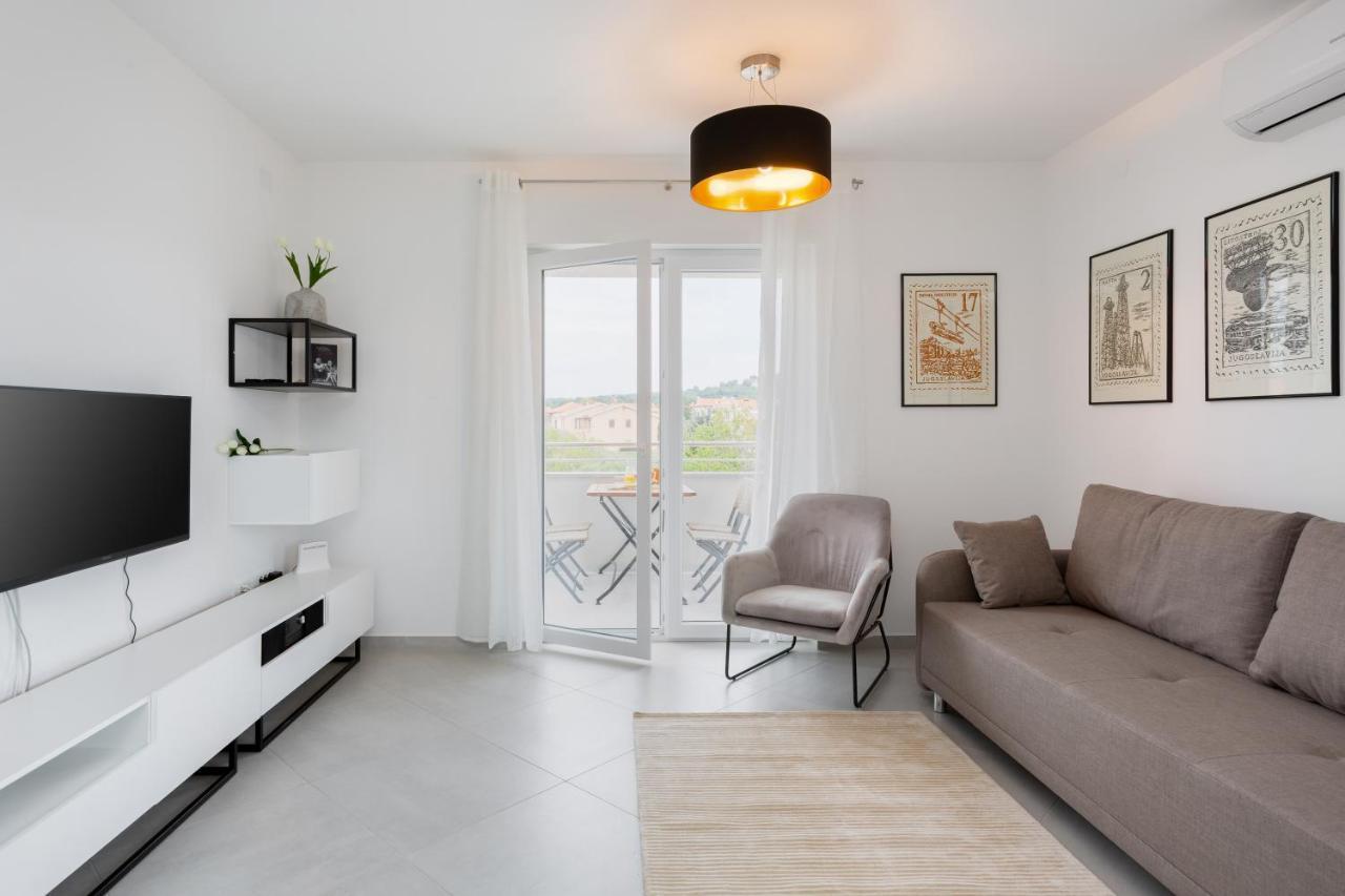 Brajdine - Ema Apartment Medulin Luaran gambar